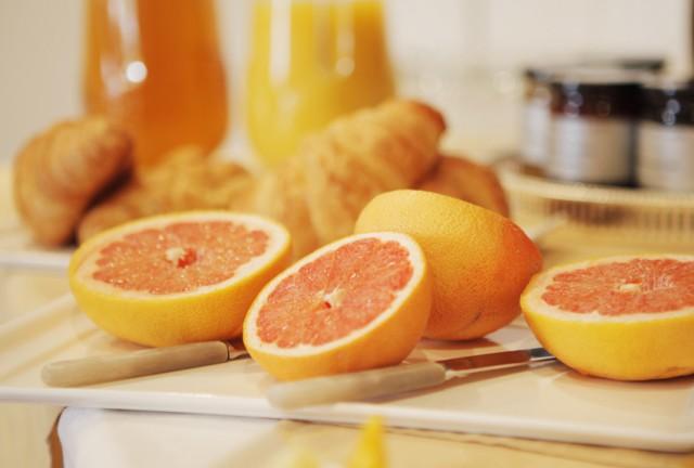 Fresh breakfast fruit at Ashburton House